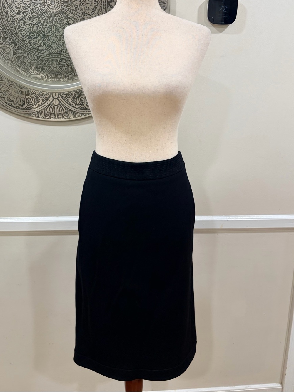 Helmut Lang black straight skirt with back zipper - Size 8